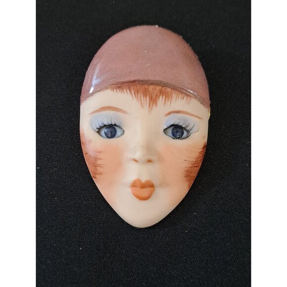 Vintage Hand-Painted Porcelain Flapper Face Brooch Pin Signed Eloise - Picture 1 of 4